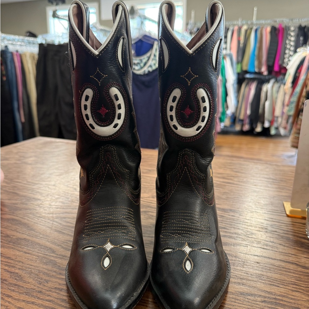 Idyllwind Black Western Heeled Boots